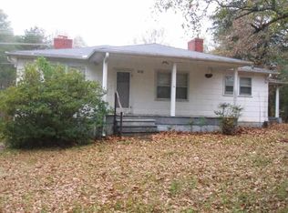 608 Pine Ridge Rd, Duncan, SC 29334