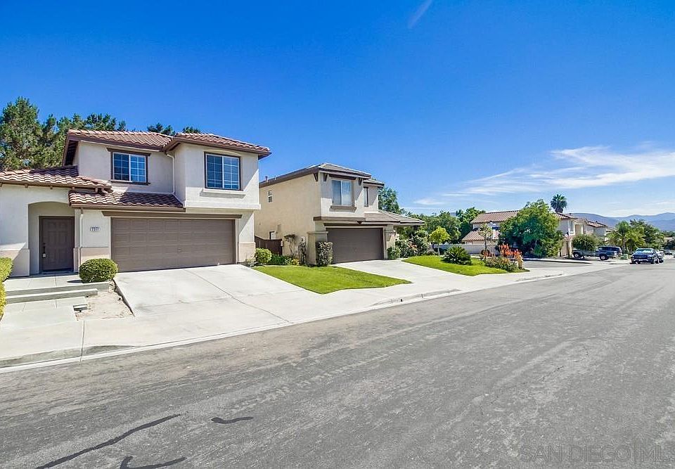 2311 Poppy Hills Dr, Chula Vista, CA 91915 Zillow