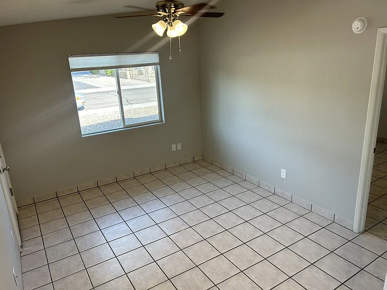 2025 S Forest Ave — Photo 9