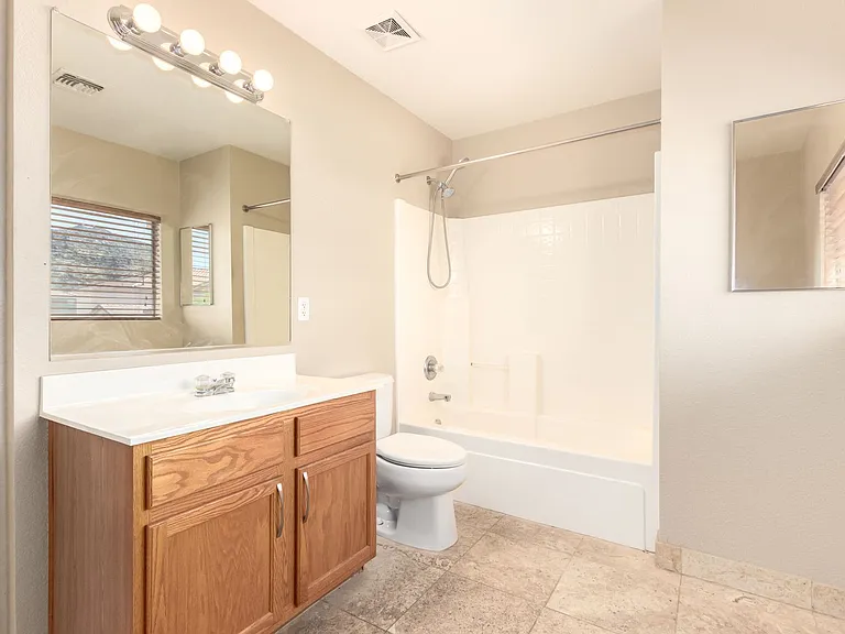 1310 E Beth Dr — Photo 32