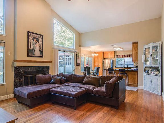 4th image of 3116 Mill Oak Way