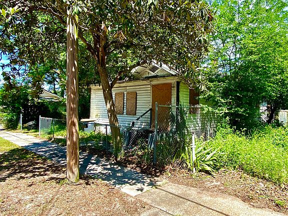 4th image of 1117 E 18th St