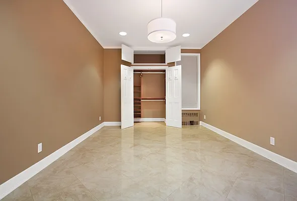 Sold by Jose Campon | media 11