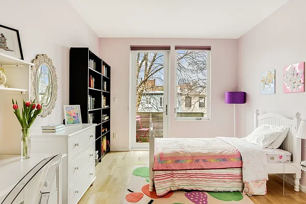 Rented by Compass | media 18