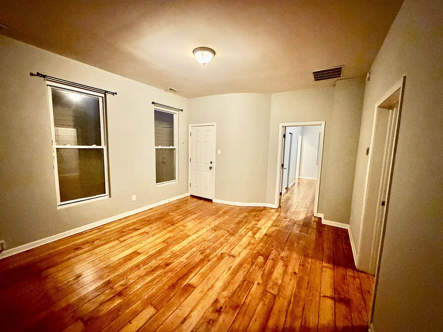 2 bed, $2,450 — Photo 2