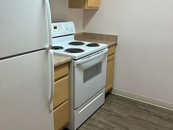 4th image of 10240 Bridgeport Way SW APT 208