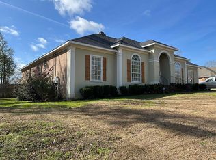 7633 Pembroke Cir, Mobile, AL 36695