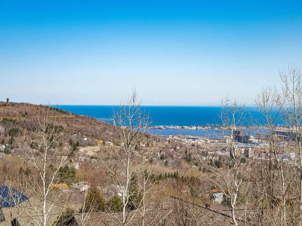 29XX W 15th St, Duluth, MN 55806