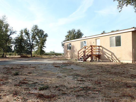3rd image of 22299 Adobe Rd