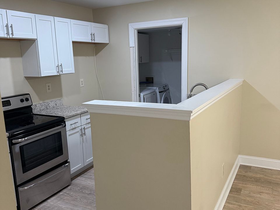 1st image of 13 Citadel Dr