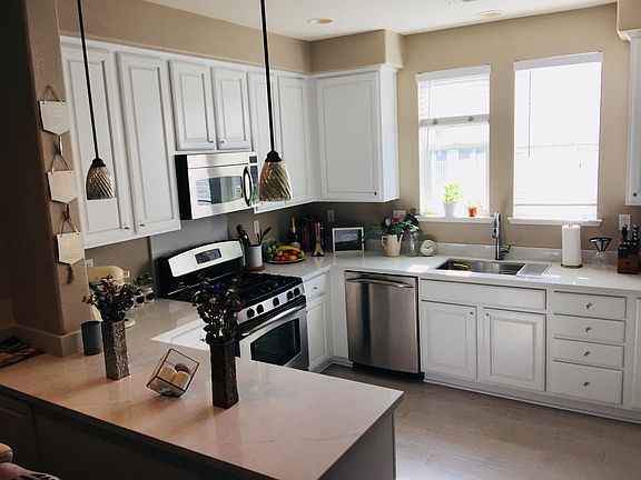 Updated Kitchen with appliances all under 4 years old.