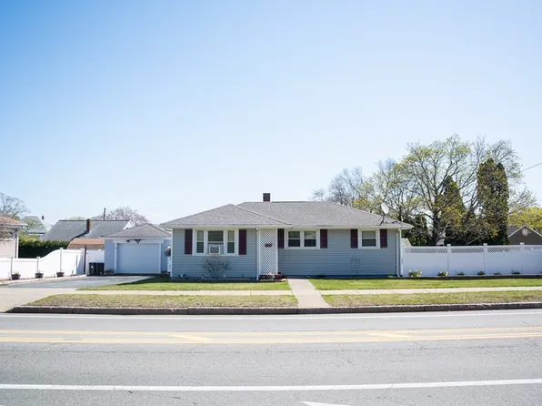 672 Ashley Blvd, New Bedford, MA 02745