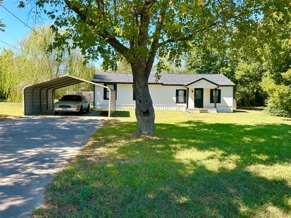 1213 Jefferson St E, Sulphur Springs, TX 75482