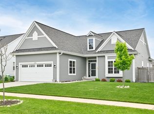 1909 Big Bend Rd, Waukesha, WI 53189