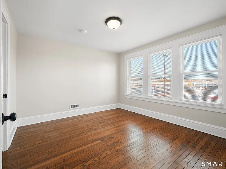 14 Clark Ln — Photo 38