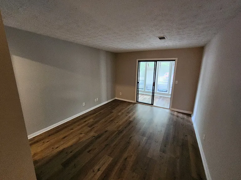 9400 Roberts Dr #3D — Photo 14