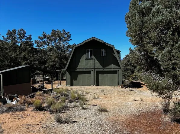 15 Sacatar Ranch Rd, Inyokern, CA 93527