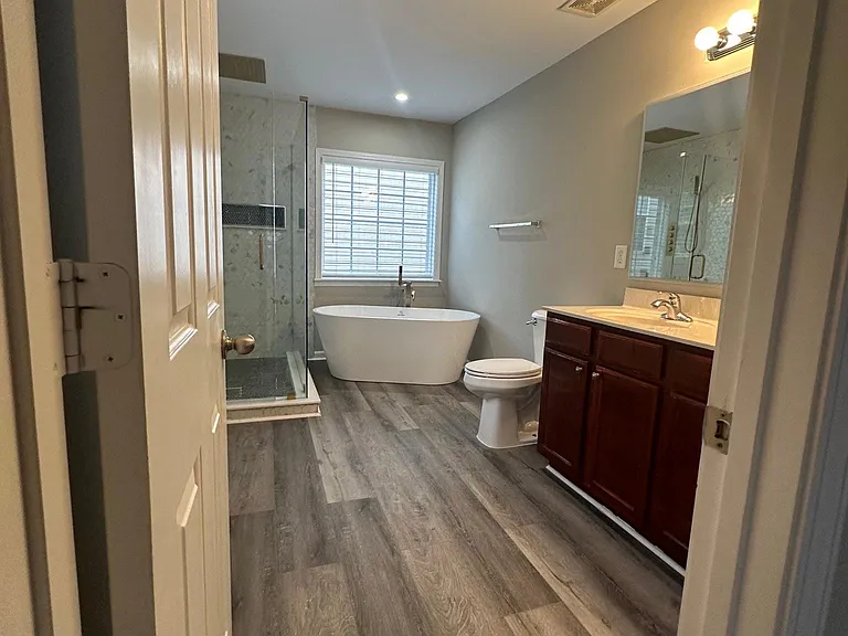 219 Northlands Dr — Photo 20