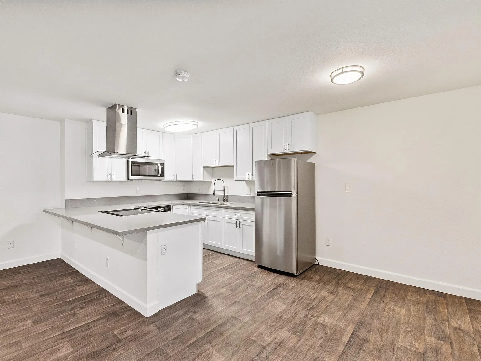 Mountain View Apartments — Photo 4