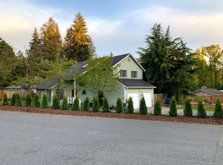 6810 NE 204th St, Kenmore, WA 98028