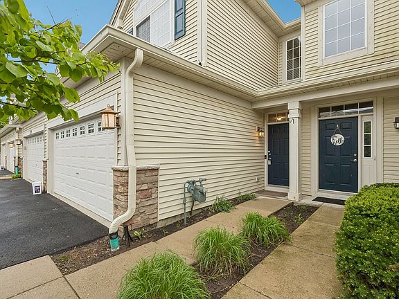 2nd image of 725 S Jade Ln
