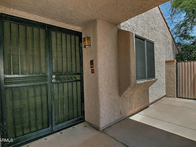 1807 N Ventura Ln — Photo 6