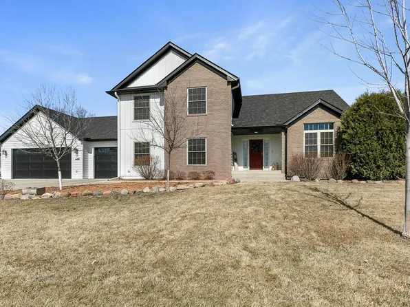 1411 Grizzly Ln, Sartell, MN 56377