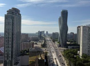 1 Elm Dr W #2511, Mississauga, ON L5B 4M1