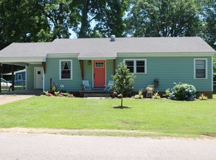 305 W Lin St, Fulton, MS 38843