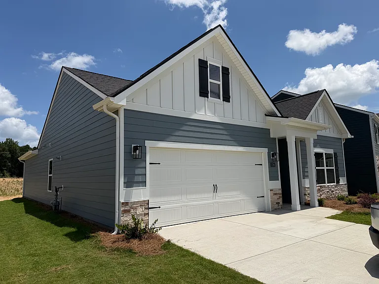 3796 Hawks Creek Dr — Photo 5