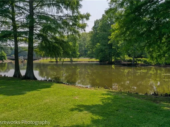 315 Timber Ridge Dr #9, Woodworth, LA 71485
