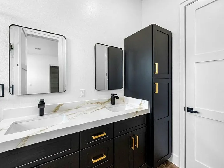 323 Road 5840 — Photo 10