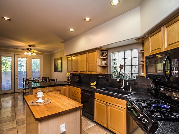 3rd image of 6018 N 5th Pl