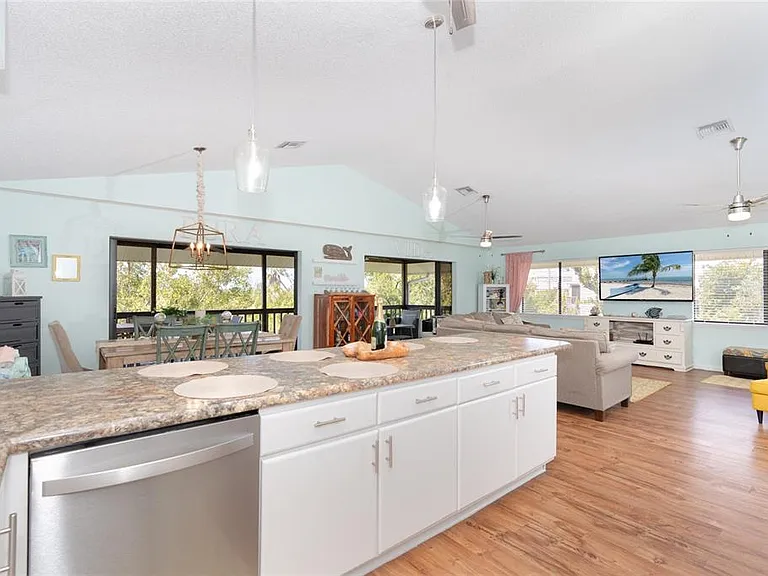 9542 Rum Runner Rd — Photo 13