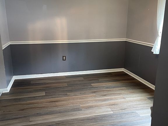 2nd image of 5 Black Oak Dr #5B