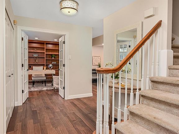 4th image of 3545 Sulgrave Pl