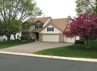 725 Havenhill Rd, Eagan, MN 55123