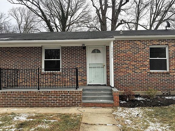 New fence & private driveway