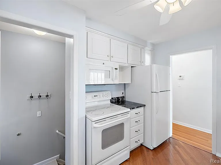 1581 Cheltenham Rd — Photo 10
