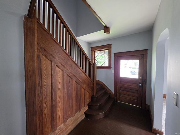 4th image of 1231 Park Ave