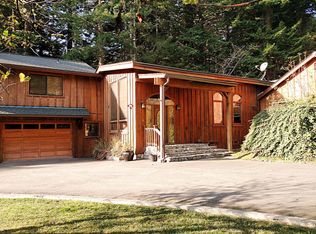 3615 Greenwood Heights Dr, Kneeland, CA 95549