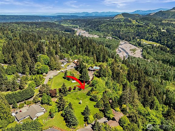 4th image of 23421 Rim Road E