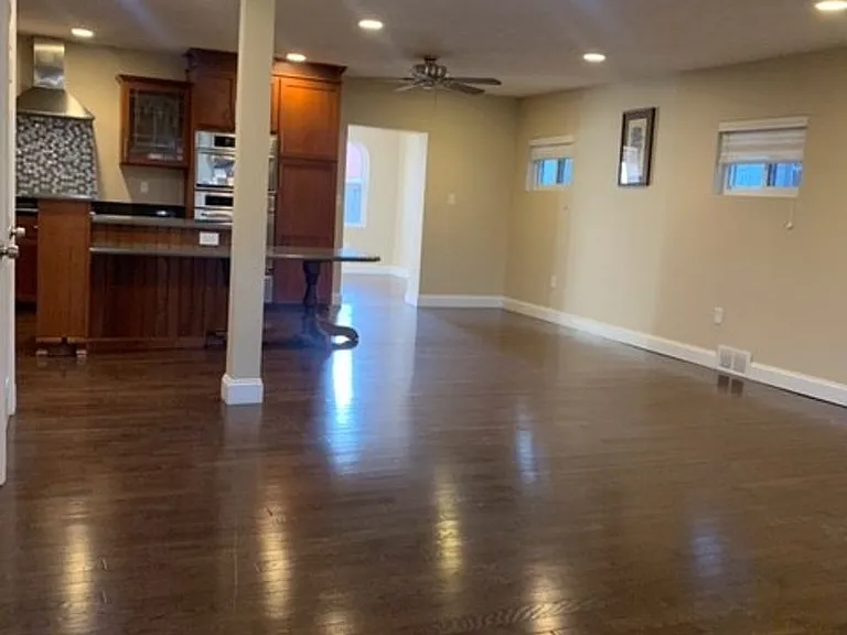 4744 Friendship Ave — Photo 5