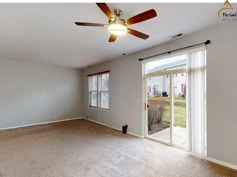 2924 Falling Waters Dr — Photo 9