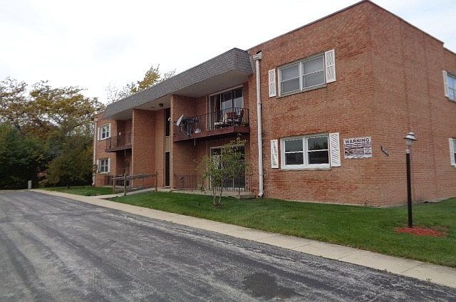 1st image of 18340 Cherry Creek Dr APT 3