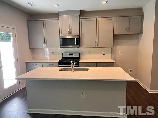 802 Star Ridge Dr — Photo 8