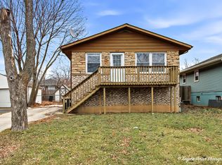 1313 Cherokee Dr, Round Lake Beach, IL 60073