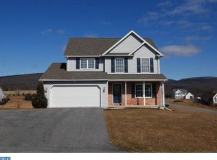 301 Chris Dr, Lenhartsville, PA 19534