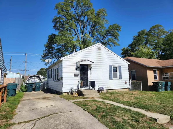 1920 W 10th St, Muncie, IN 47302