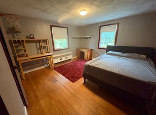 4 Plainfield Rd, West Hartford, CT 06117